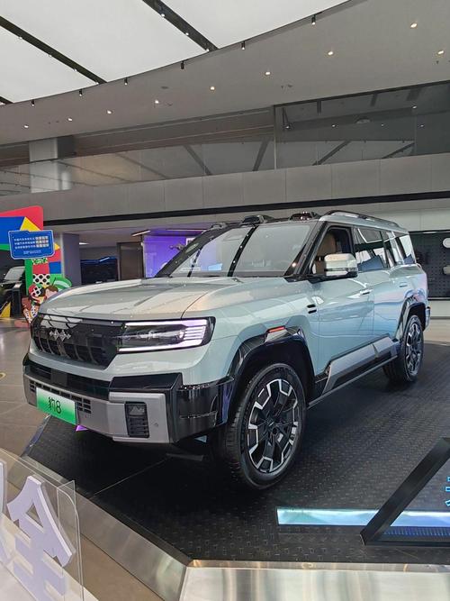 佛山89比亚迪方程豹硬派越野的爆款，英菲尼迪35周年与你共成长